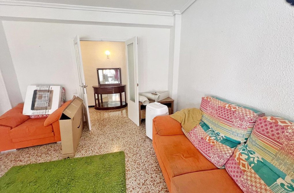 Segunda mano - Apartamento  - Guardamar del Segura - Centro