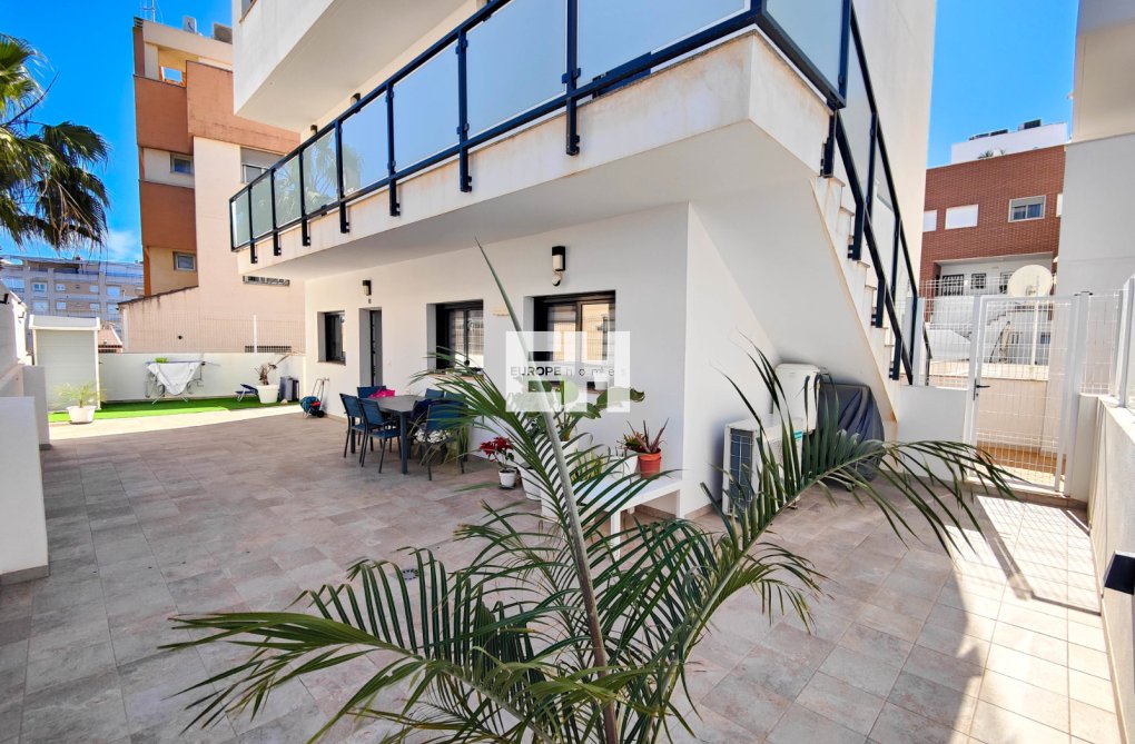 Segunda mano - Apartamento  - Guardamar del Segura - Costa Blanca