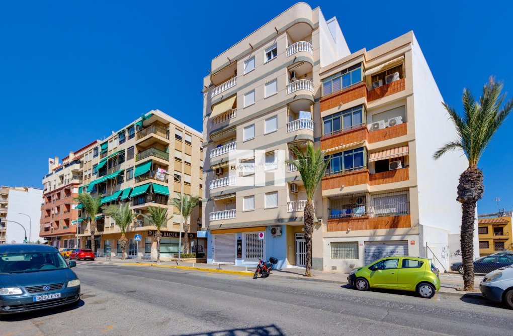 Segunda mano - Apartamento  - Guardamar del Segura - Pueblo