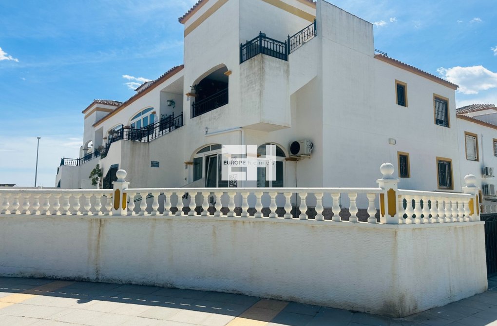 Segunda mano - Apartamento  - Orihuela - Inland