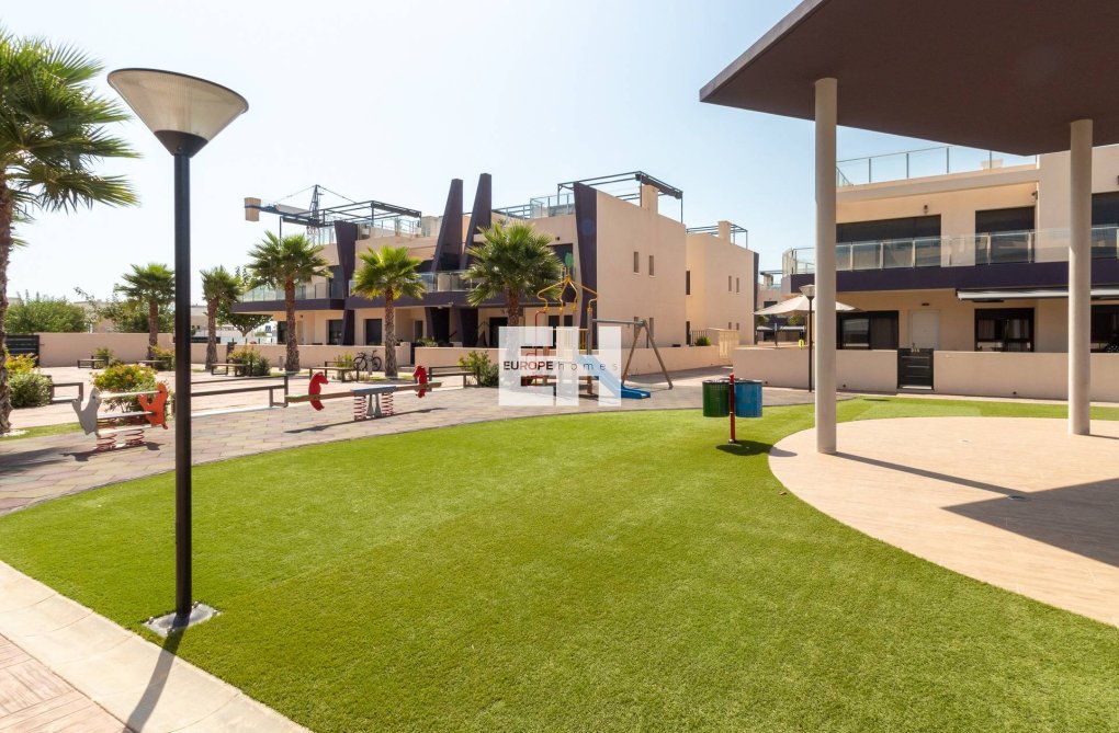 Segunda mano - Apartamento  - Pilar de la Horadada - La Torre De La Horadada