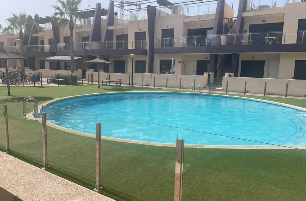 Segunda mano - Apartamento  - Pilar de la Horadada - Torre de la Horadada