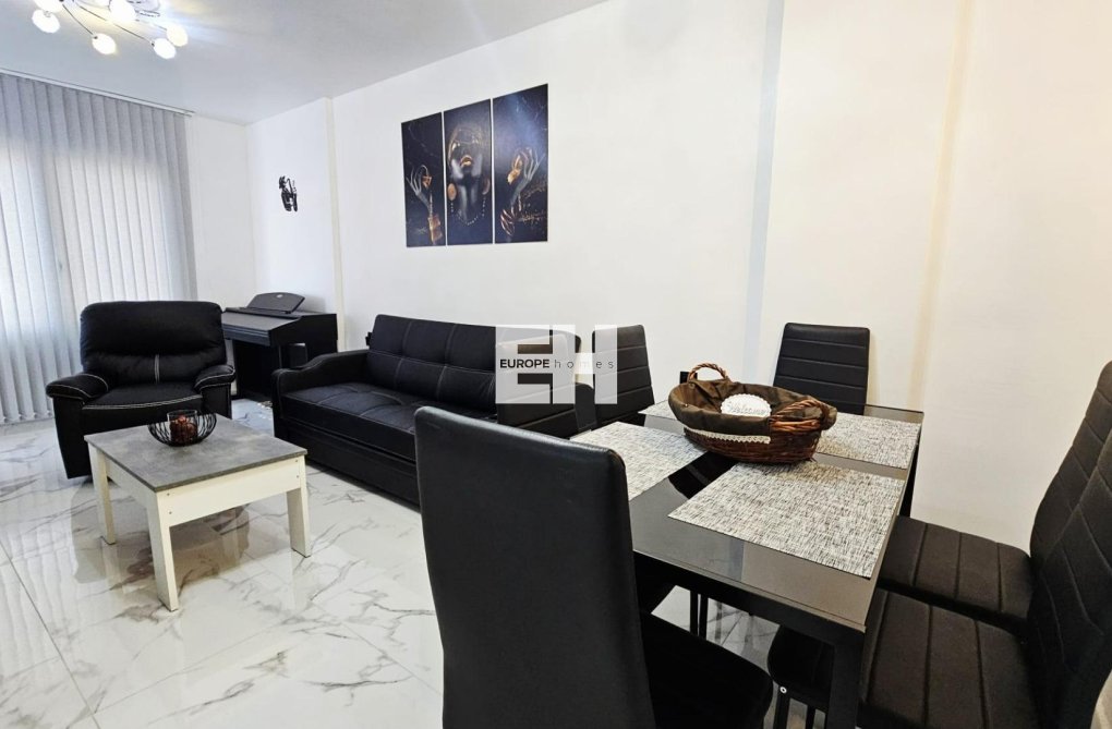 Segunda mano - Apartamento  - Torrevieja - Acequion