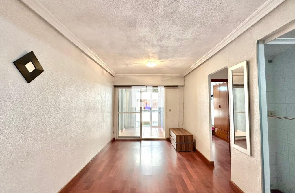 Segunda mano - Apartamento  - Torrevieja - Acequion