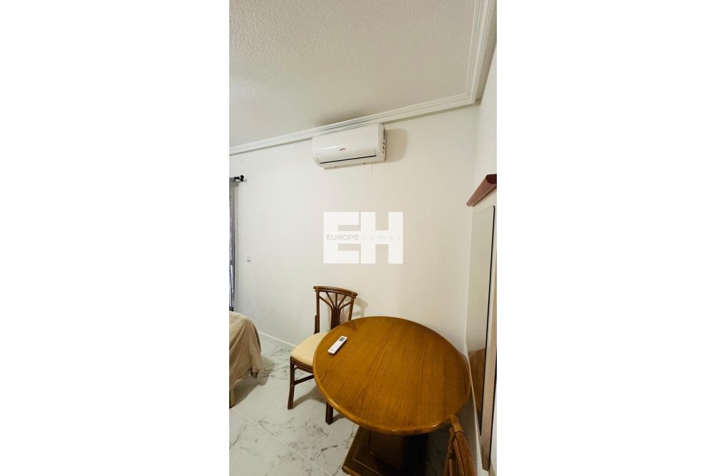 Segunda mano - Apartamento  - Torrevieja - Acequion