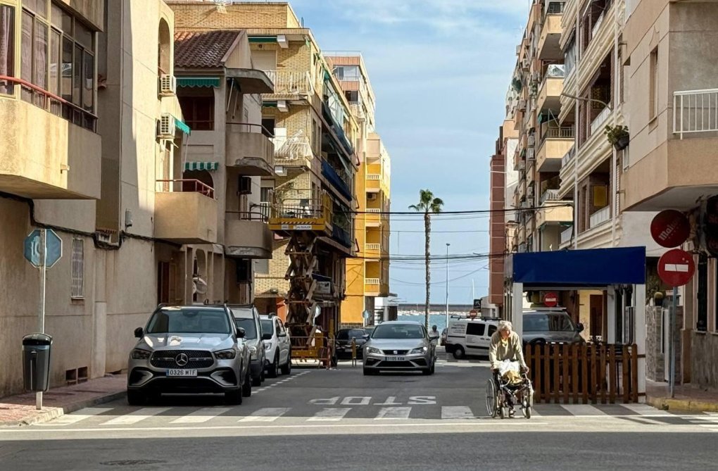 Segunda mano - Apartamento  - Torrevieja - Acequion