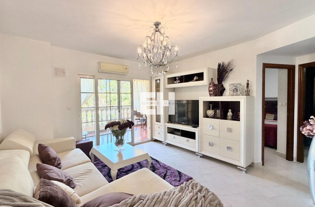 Segunda mano - Apartamento  - Torrevieja - Aldea Del Mar