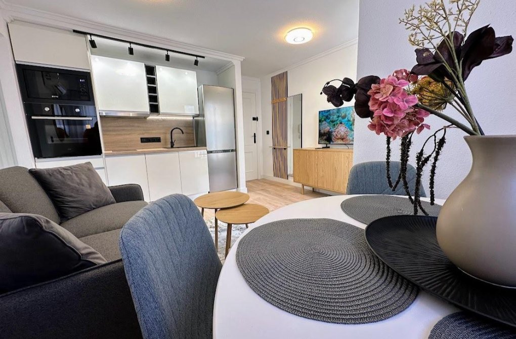 Segunda mano - Apartamento  - Torrevieja - Centro