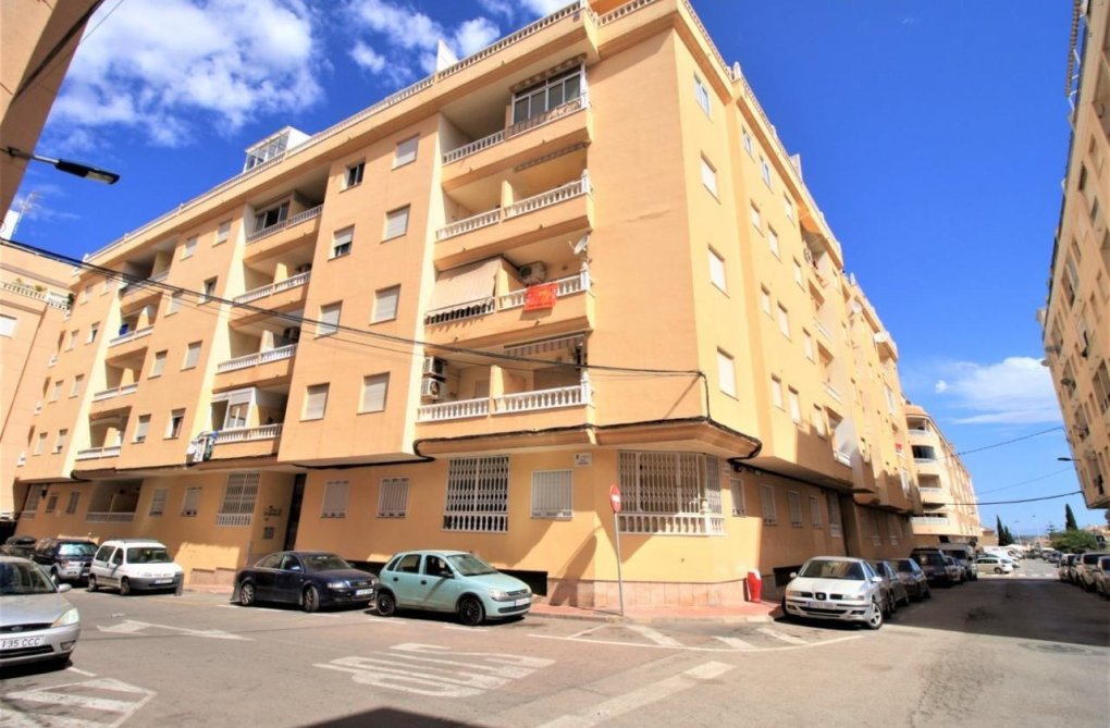 Segunda mano - Apartamento  - Torrevieja - Centro