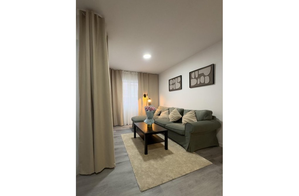 Segunda mano - Apartamento  - Torrevieja - Curva Del Palangre