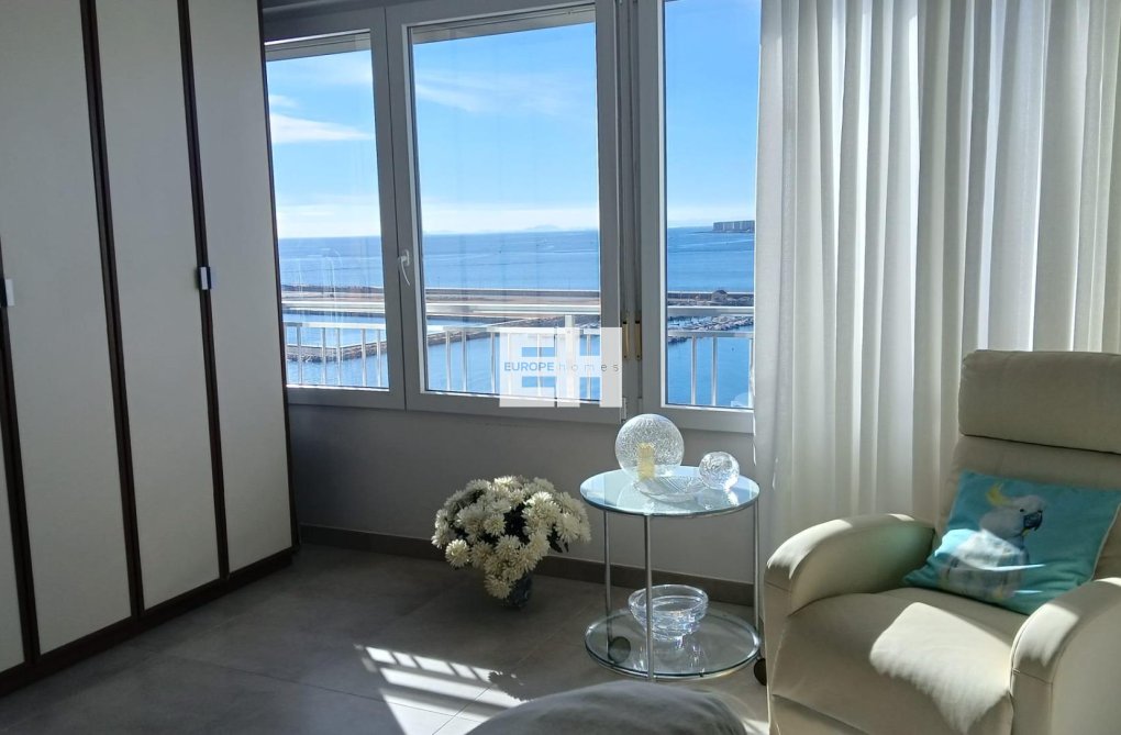 Segunda mano - Apartamento  - Torrevieja - El Acequión - Los Náufragos