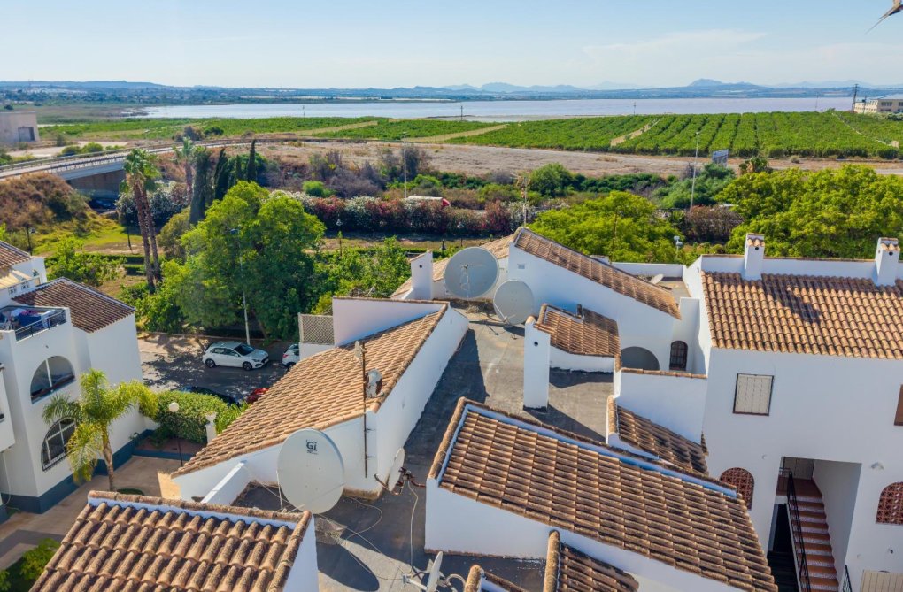 Segunda mano - Apartamento  - Torrevieja - El Acequión - Los Náufragos