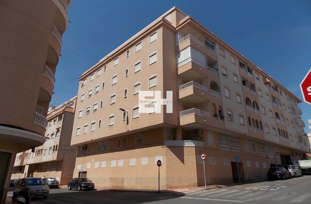 Segunda mano - Apartamento  - Torrevieja - El Molino