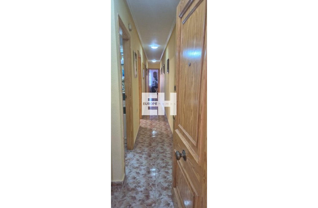 Segunda mano - Apartamento  - Torrevieja - La Mata Pueblo