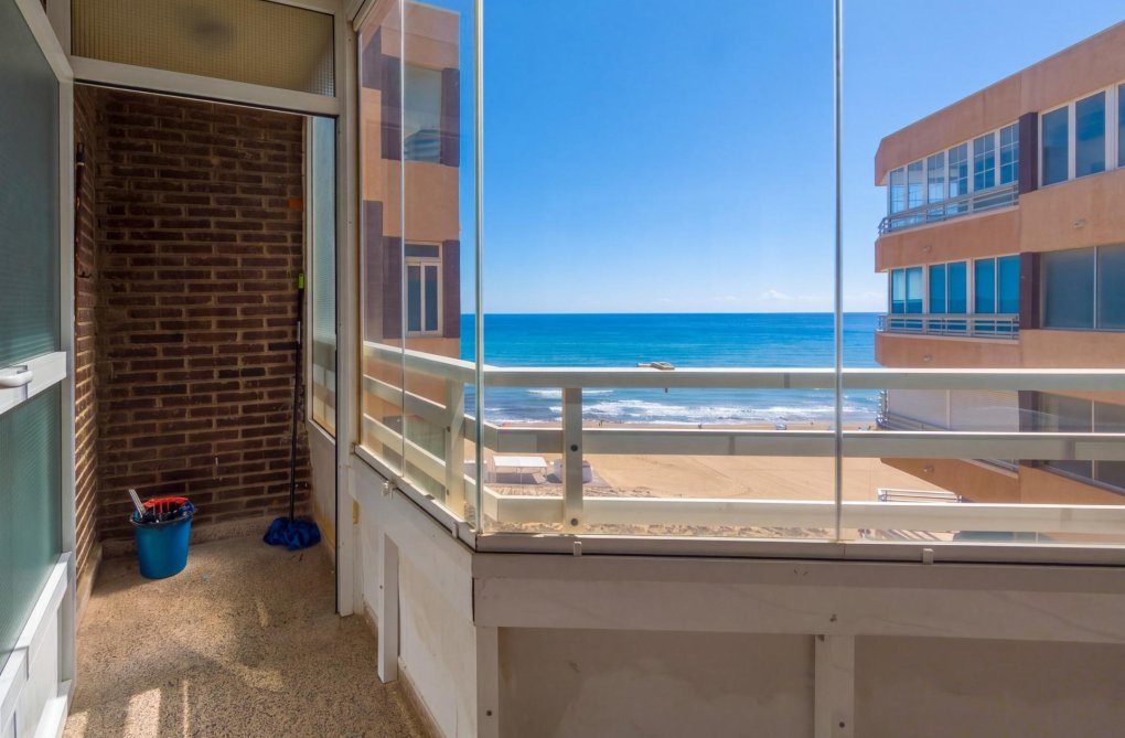 Segunda mano - Apartamento  - Torrevieja - La Mata Pueblo
