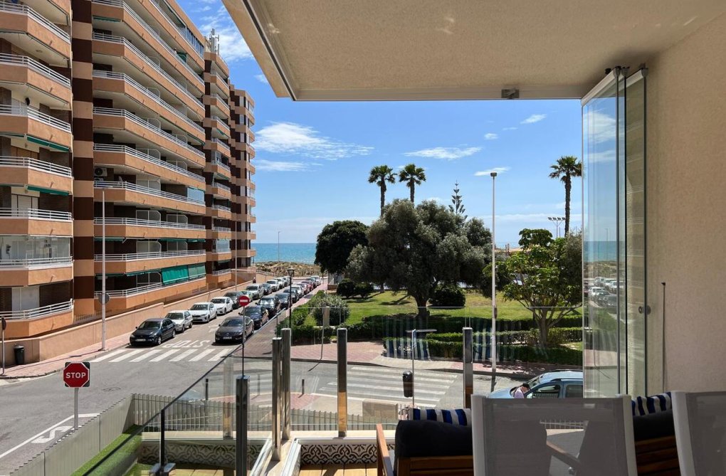 Segunda mano - Apartamento  - Torrevieja - La Mata