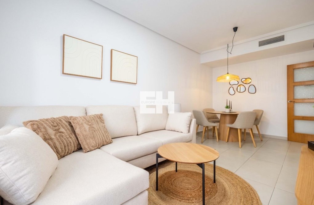 Segunda mano - Apartamento  - Torrevieja - Las Calas