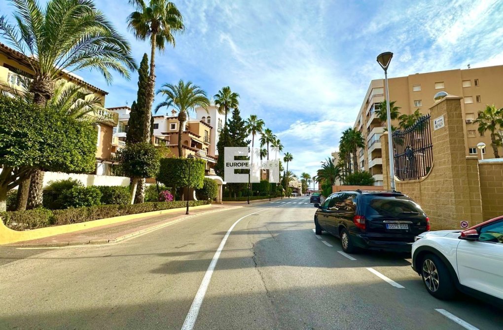 Segunda mano - Apartamento  - Torrevieja - Los Frutales