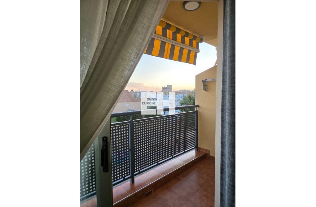 Segunda mano - Apartamento  - Torrevieja - Nueva Torrevieja