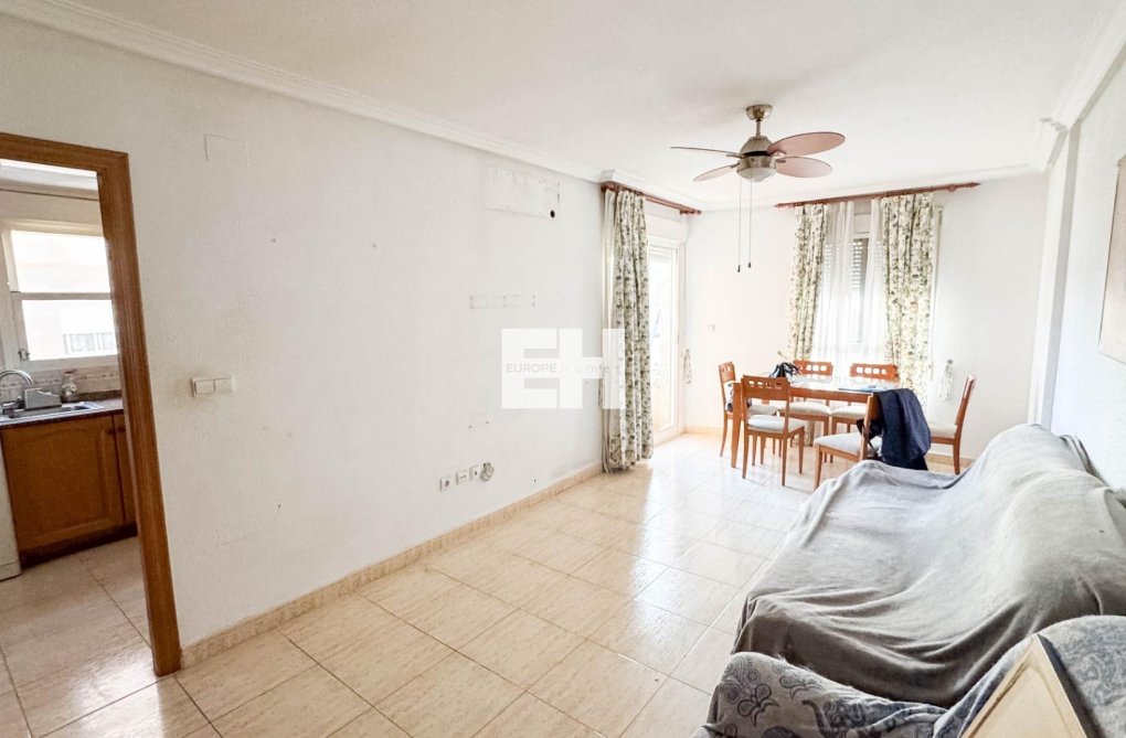 Segunda mano - Apartamento  - Torrevieja - Parque De Las Naciones