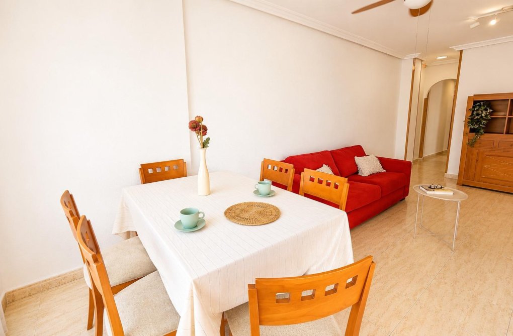 Segunda mano - Apartamento  - Torrevieja - Parque De Las Naciones