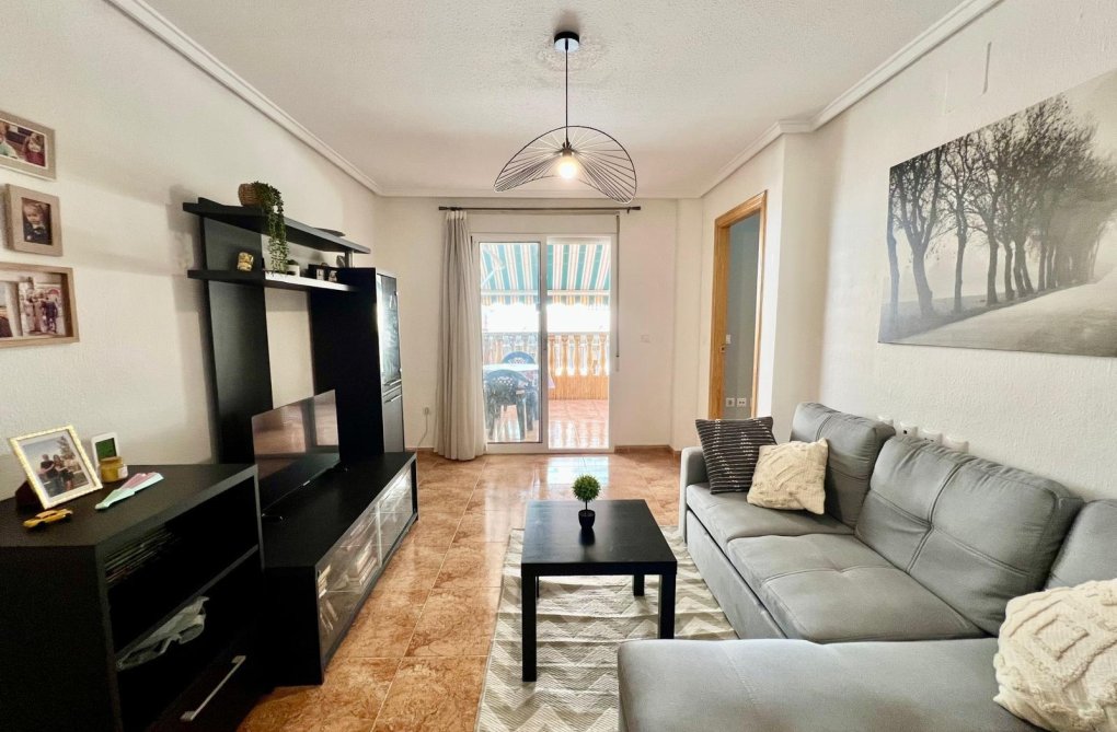 Segunda mano - Apartamento  - Torrevieja - Parque De Las Naciones