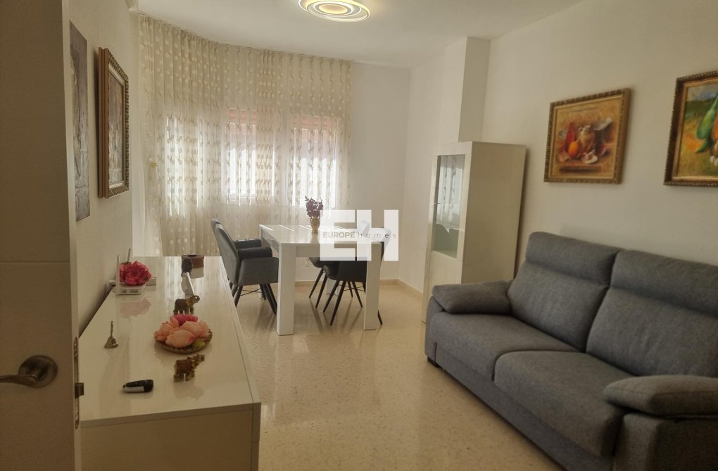 Segunda mano - Apartamento  - Torrevieja - Playa de los Locos