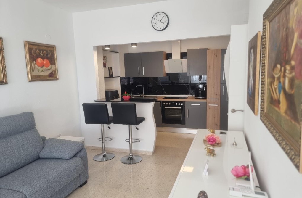 Segunda mano - Apartamento  - Torrevieja - Playa de los Locos