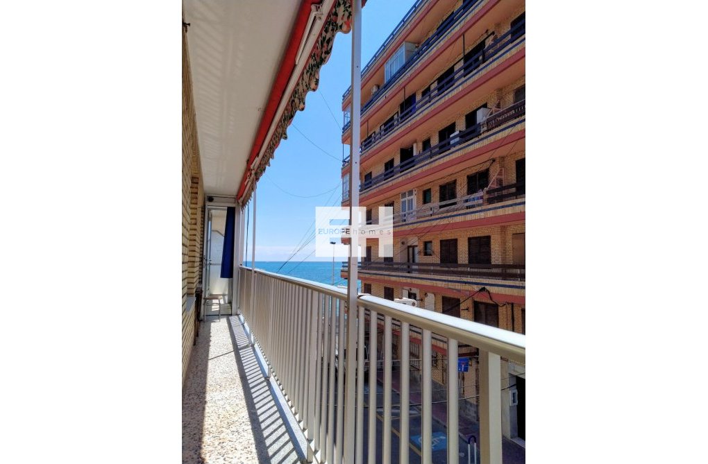 Segunda mano - Apartamento  - Torrevieja - Playa de los Naúfragos