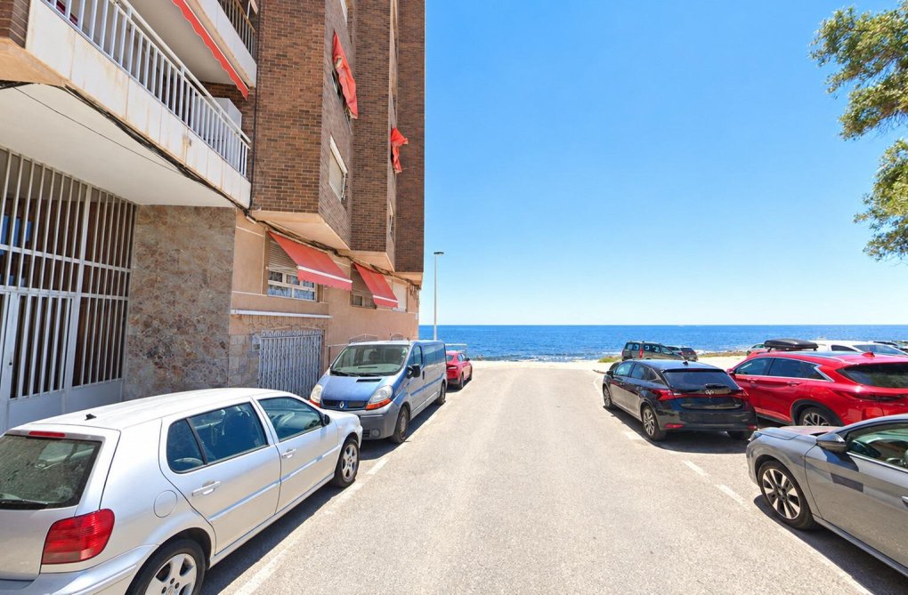 Segunda mano - Apartamento  - Torrevieja - Playa de los Naúfragos