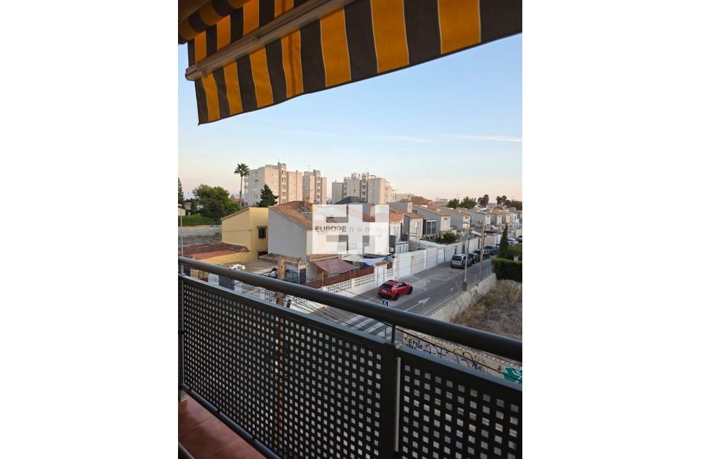 Segunda mano - Apartamento  - Torrevieja - Playa del Cura