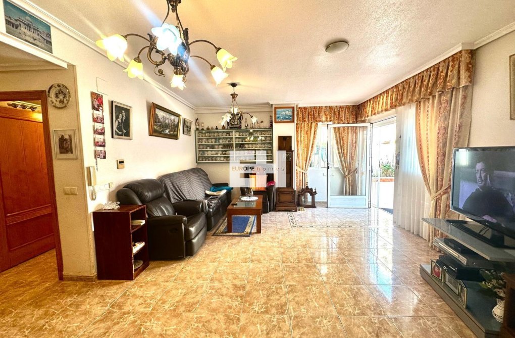 Segunda mano - Apartamento  - Torrevieja - Playa del Cura