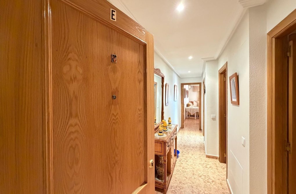 Segunda mano - Apartamento  - Torrevieja - Playa del Cura