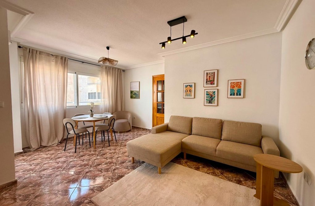 Segunda mano - Apartamento  - Torrevieja - Playa del Cura