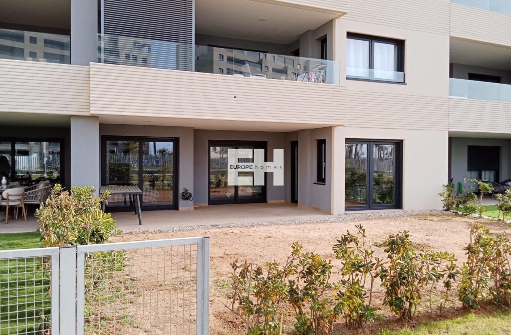 Segunda mano - Apartamento  - Torrevieja - Punta Prima