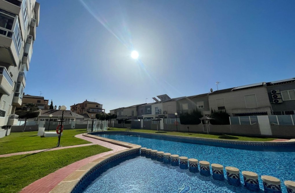 Segunda mano - Apartamento  - Torrevieja - Torreblanca