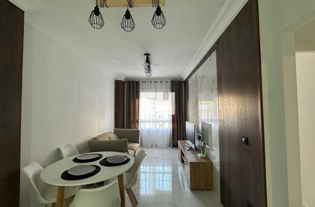 Segunda mano - Apartamento  - Torrevieja
