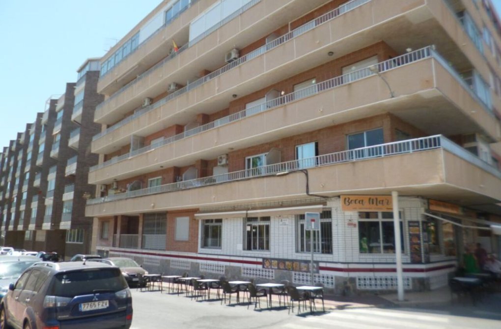 Segunda mano - Apartamento  - Villamartin - Costa Blanca
