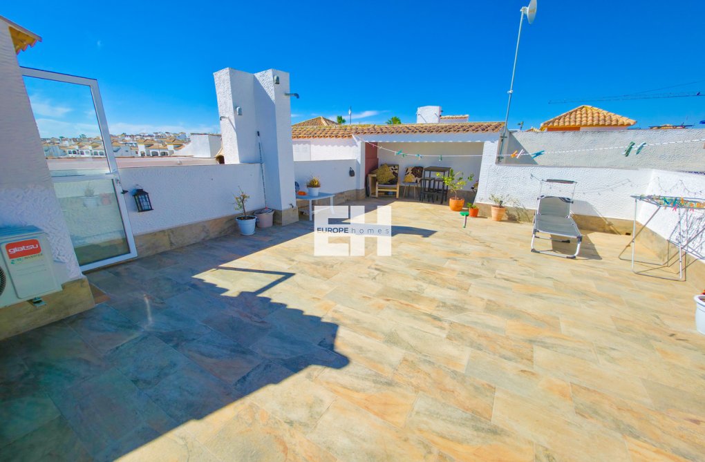 Segunda mano - Apartamento  - Vistabella Golf Entre Naranjos - Inland