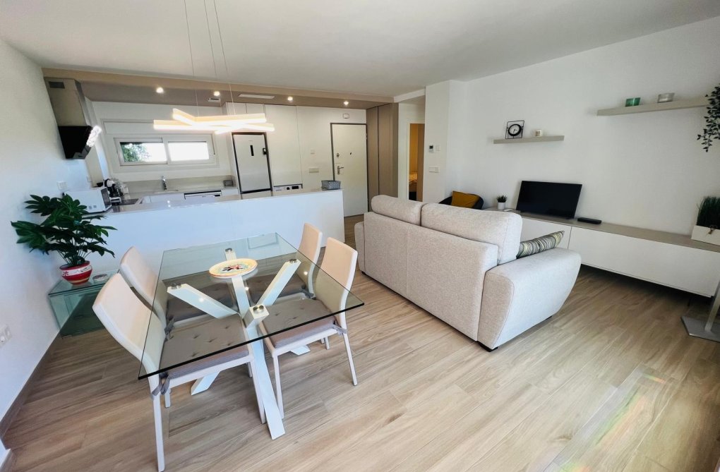 Segunda mano - Apartamento  - Vistabella Golf Entre Naranjos - Inland