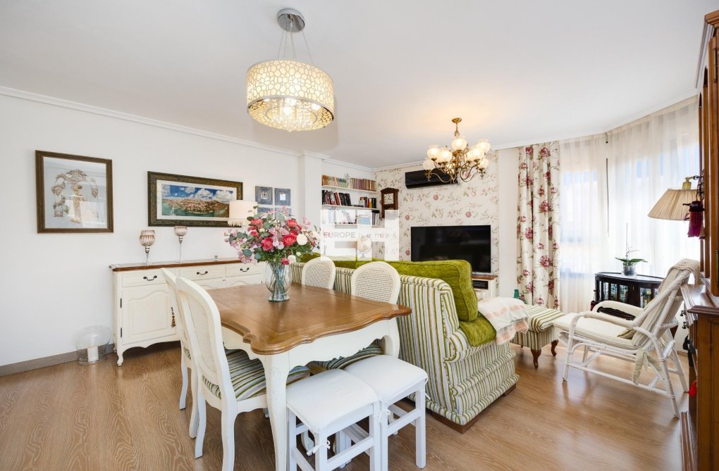 Segunda mano - Atico - Torrevieja - Centro