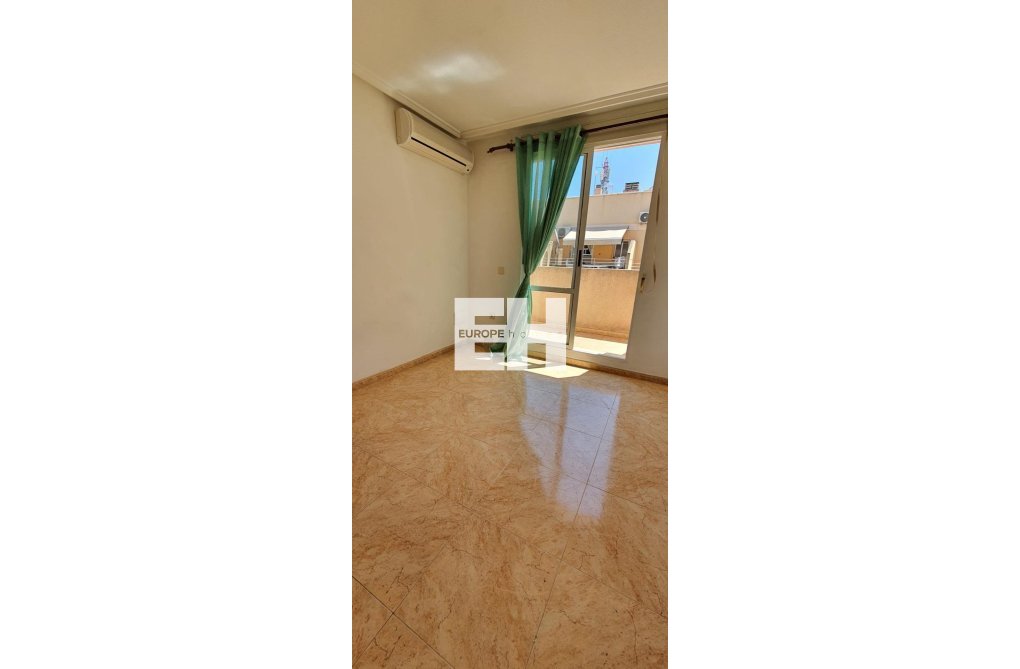 Segunda mano - Atico - Torrevieja - Centro