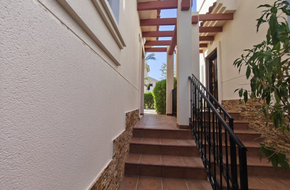 Segunda mano - Bungalow - La Finca Golf Resort - Inland