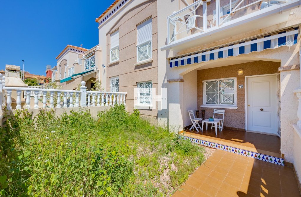 Segunda mano - Bungalow - Torrevieja - Aguas Nuevas 1