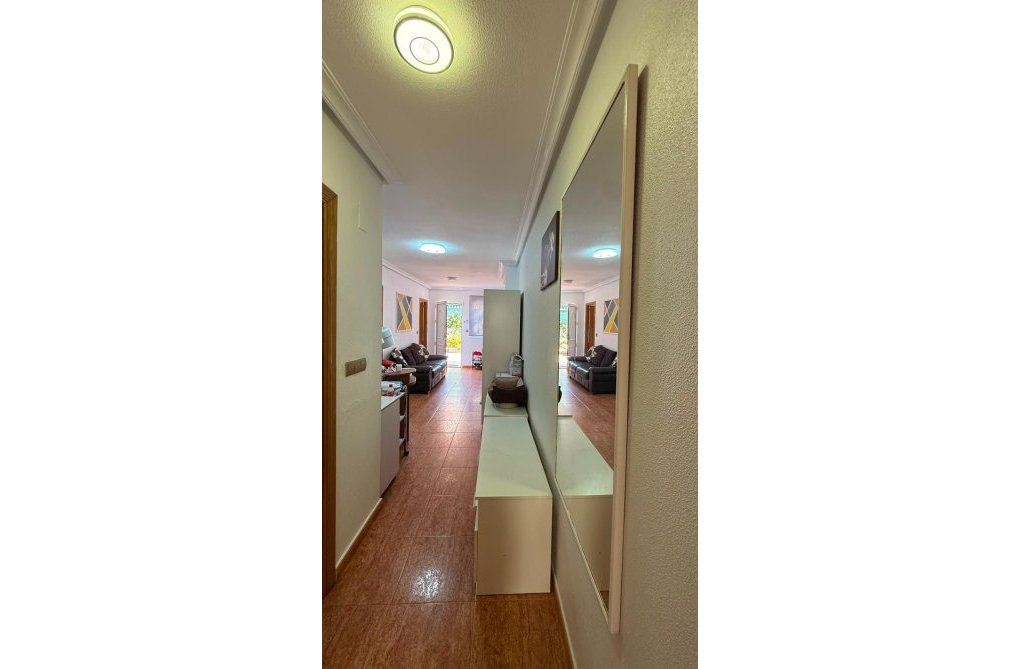Segunda mano - Bungalow - Torrevieja - La Mata
