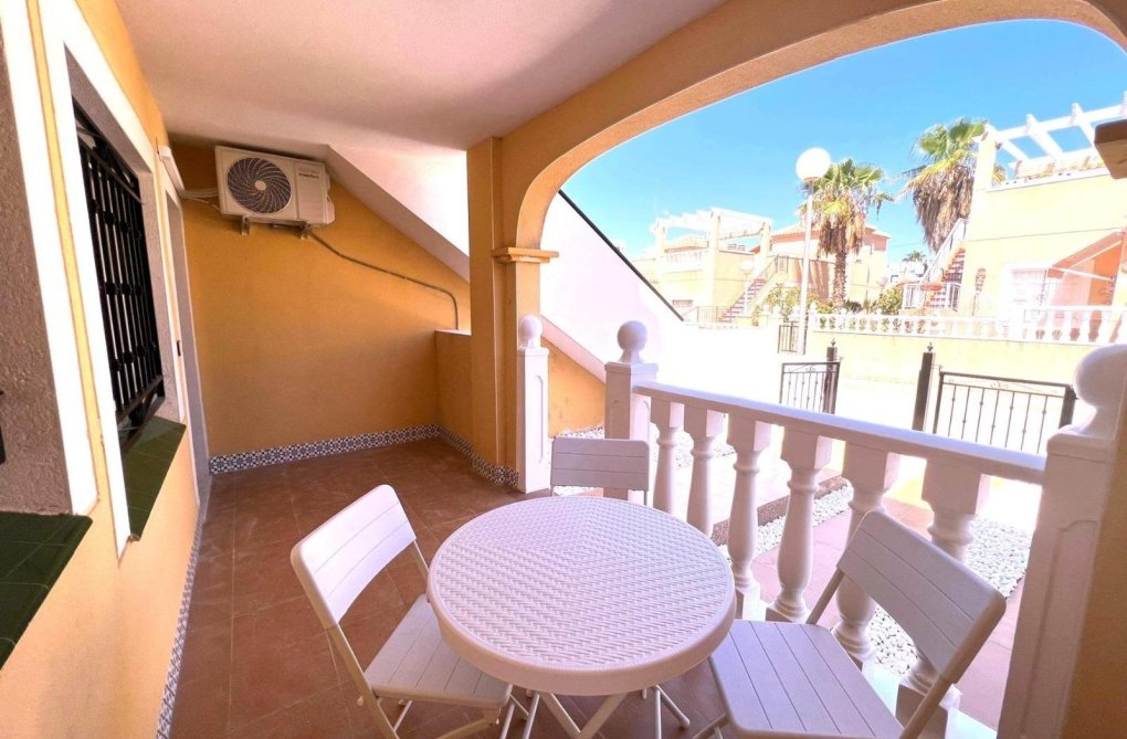 Segunda mano - Bungalow - Torrevieja - Los Balcones - Los Altos Del Edén