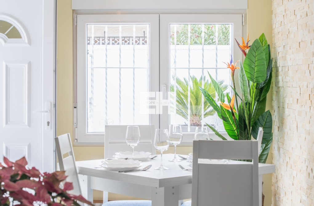 Segunda mano - Bungalow - Torrevieja - Torretas