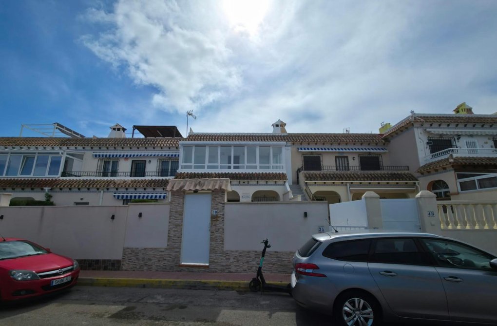 Segunda mano - Bungalow - Torrevieja - Zona Los Frutales