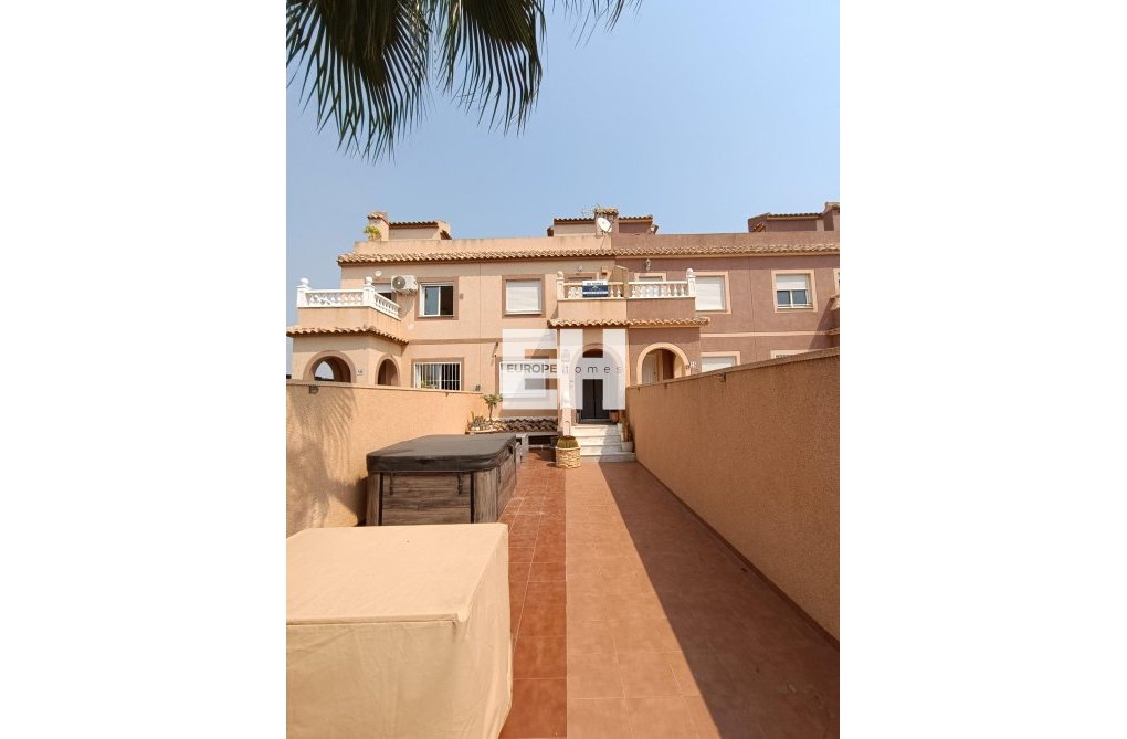 Segunda mano - town house - Avileses - Jerónimo Y Avileses