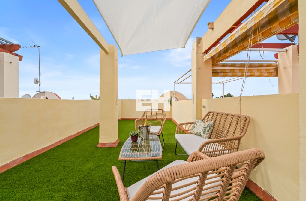 Segunda mano - town house - La Florida - Inland